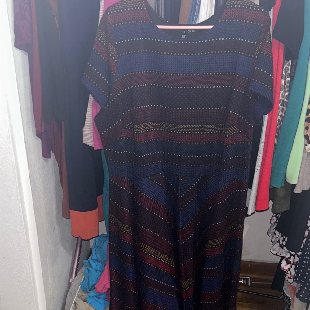 Signature by Sangria Navy and Burgundy Striped Midi Dress